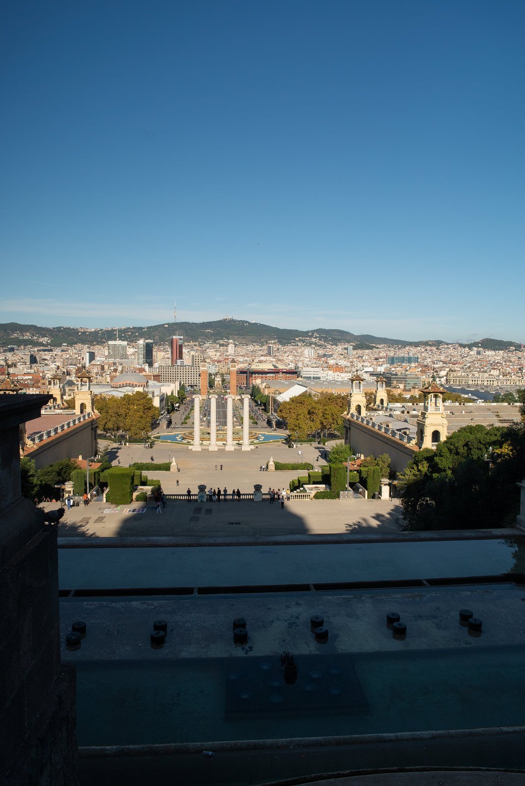 Barcellona Dall'alto - Kiwi The Explorer